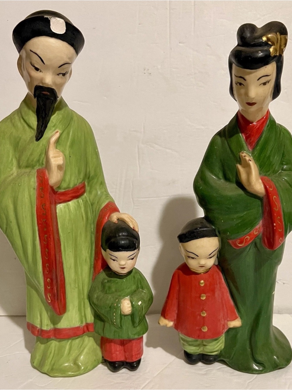 Chinese Family Figurine Set Green & Red Traditional Attire 2-Piece Decorative